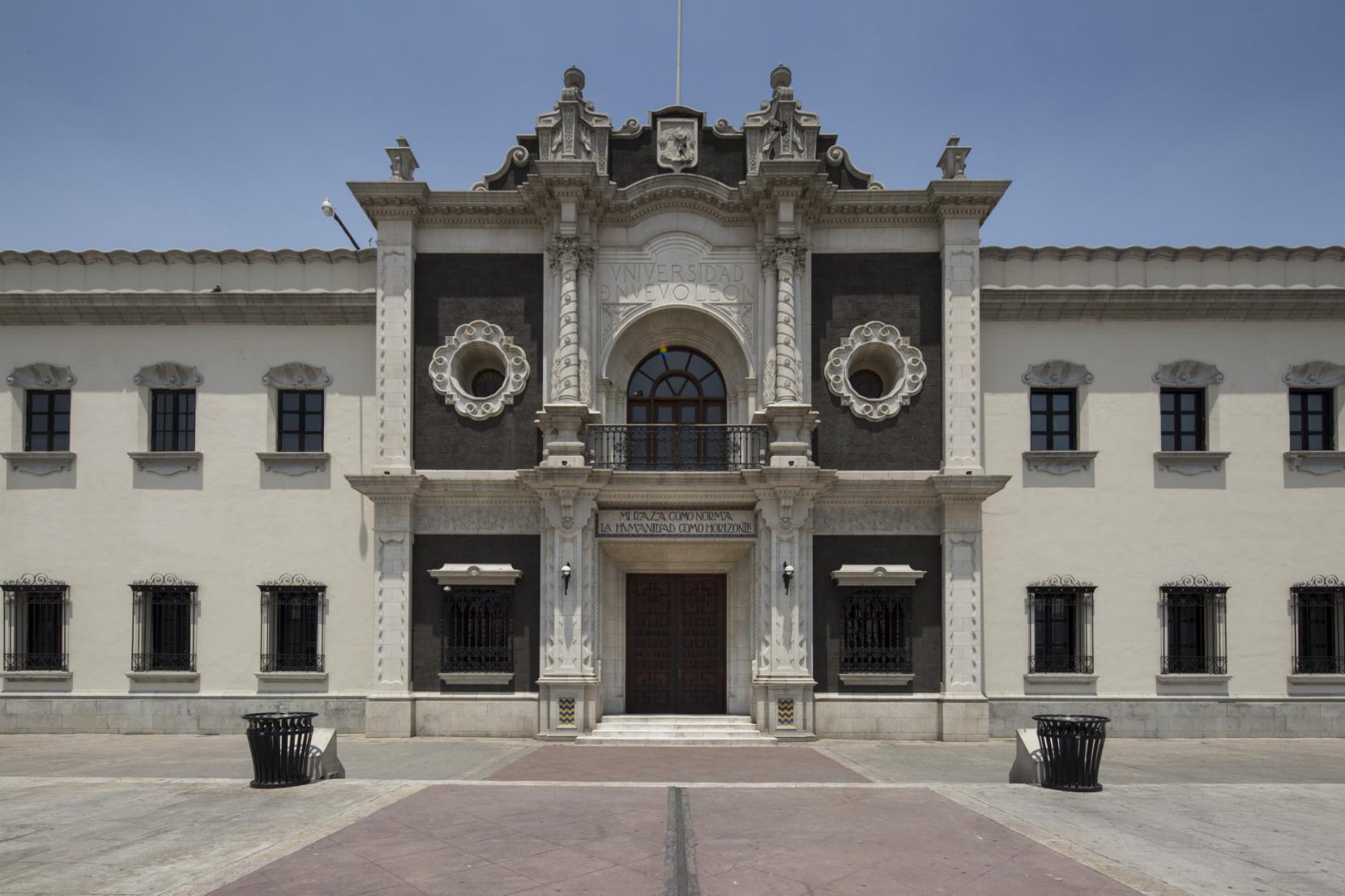 Pinacoteca Nuevo León se va de Colegio Civil