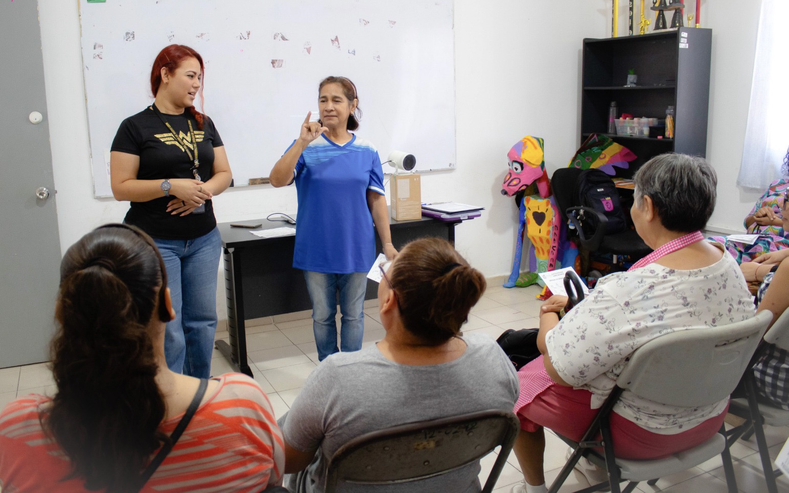 Más de 650 personas en NL aprenden Lengua de Señas para impulsar inclusión 
