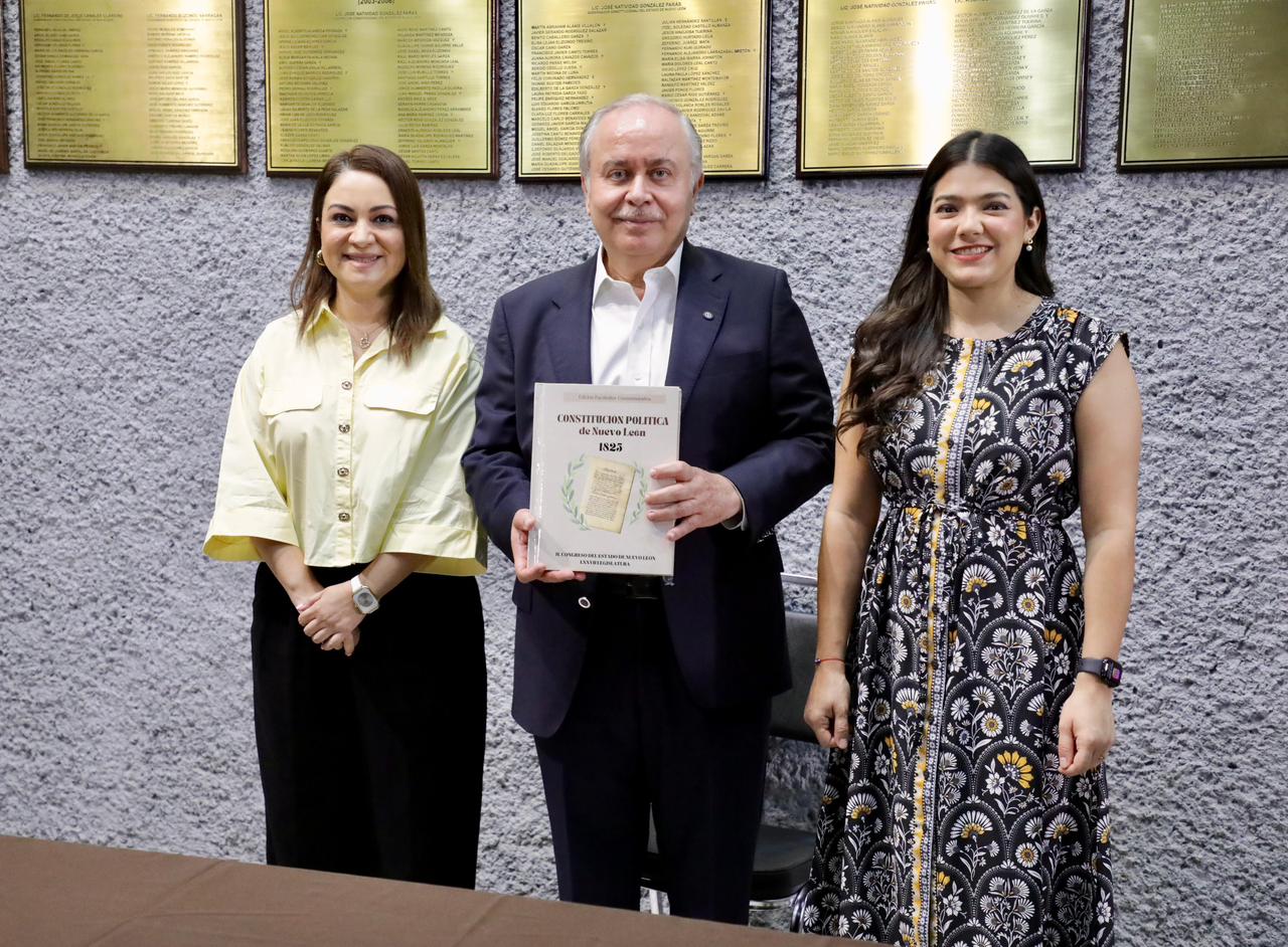 Presenta Congreso Edición Facsimilar de la Constitución de Nuevo León de 1825