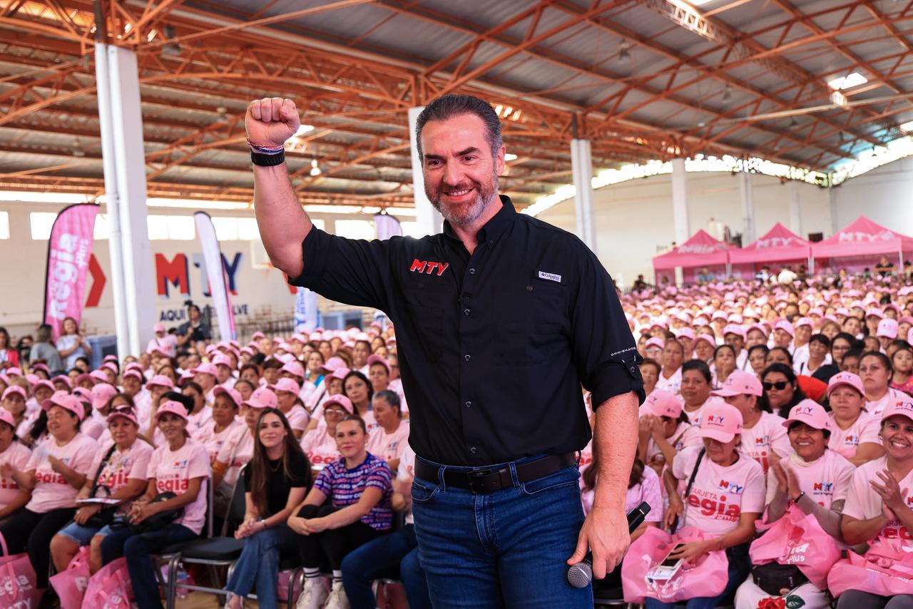 Procura Monterrey bienestar de familias con Tarjeta Regia Plus   