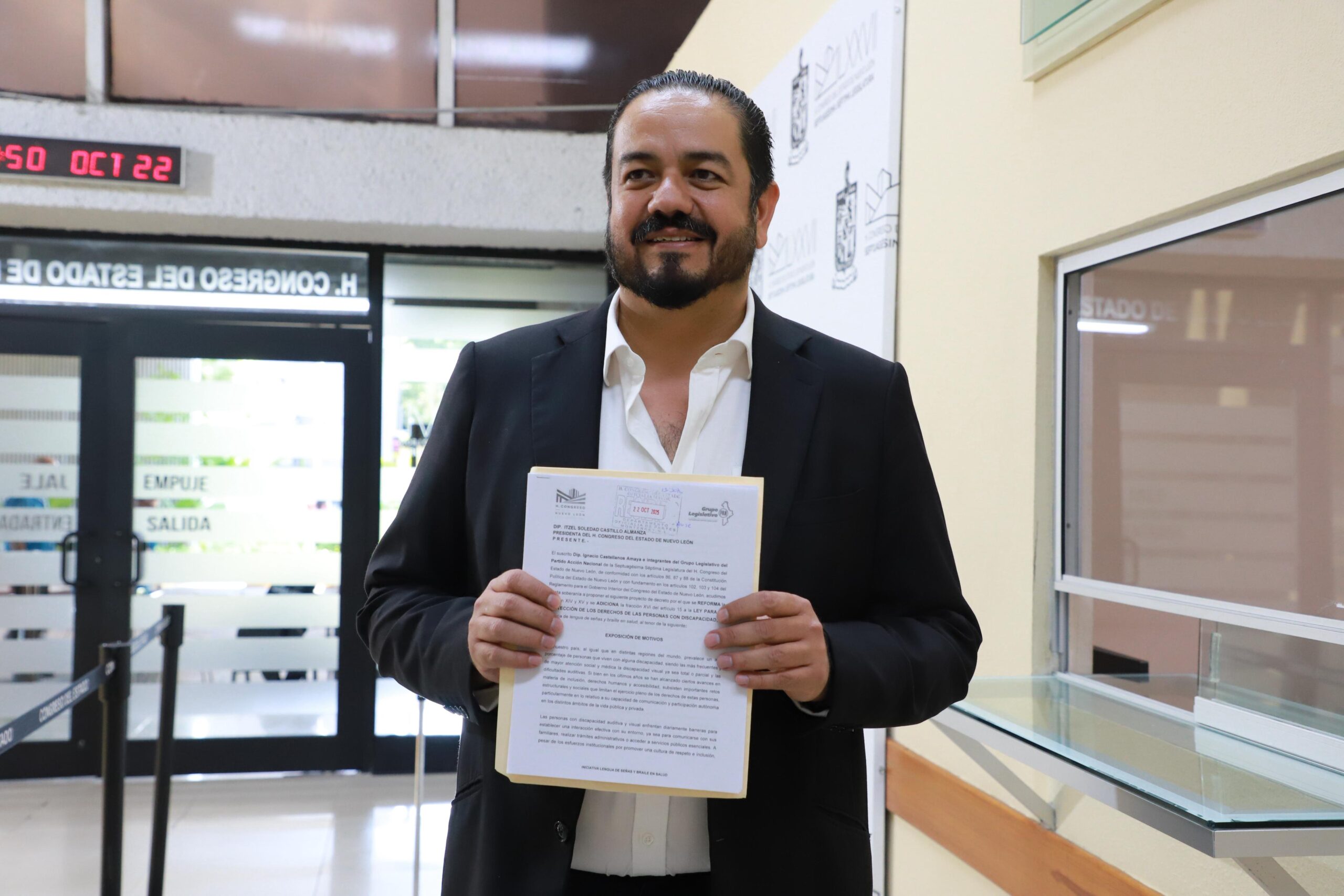 Plantea Ignacio Castellanos capacitación de lengua de señas en sistema de salud