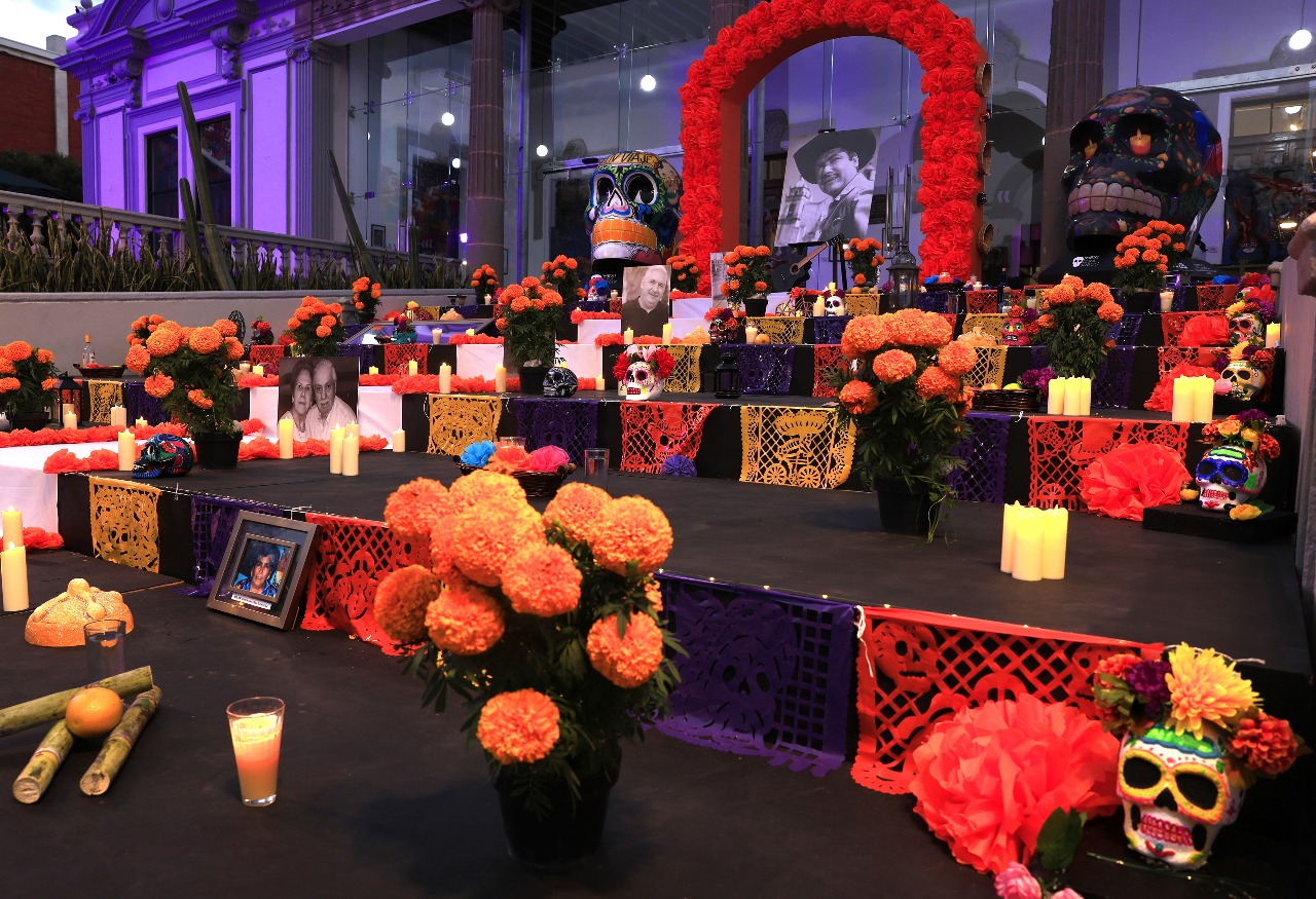 Recuerdan en Guadalupe a “Piporro” con Mega Altar