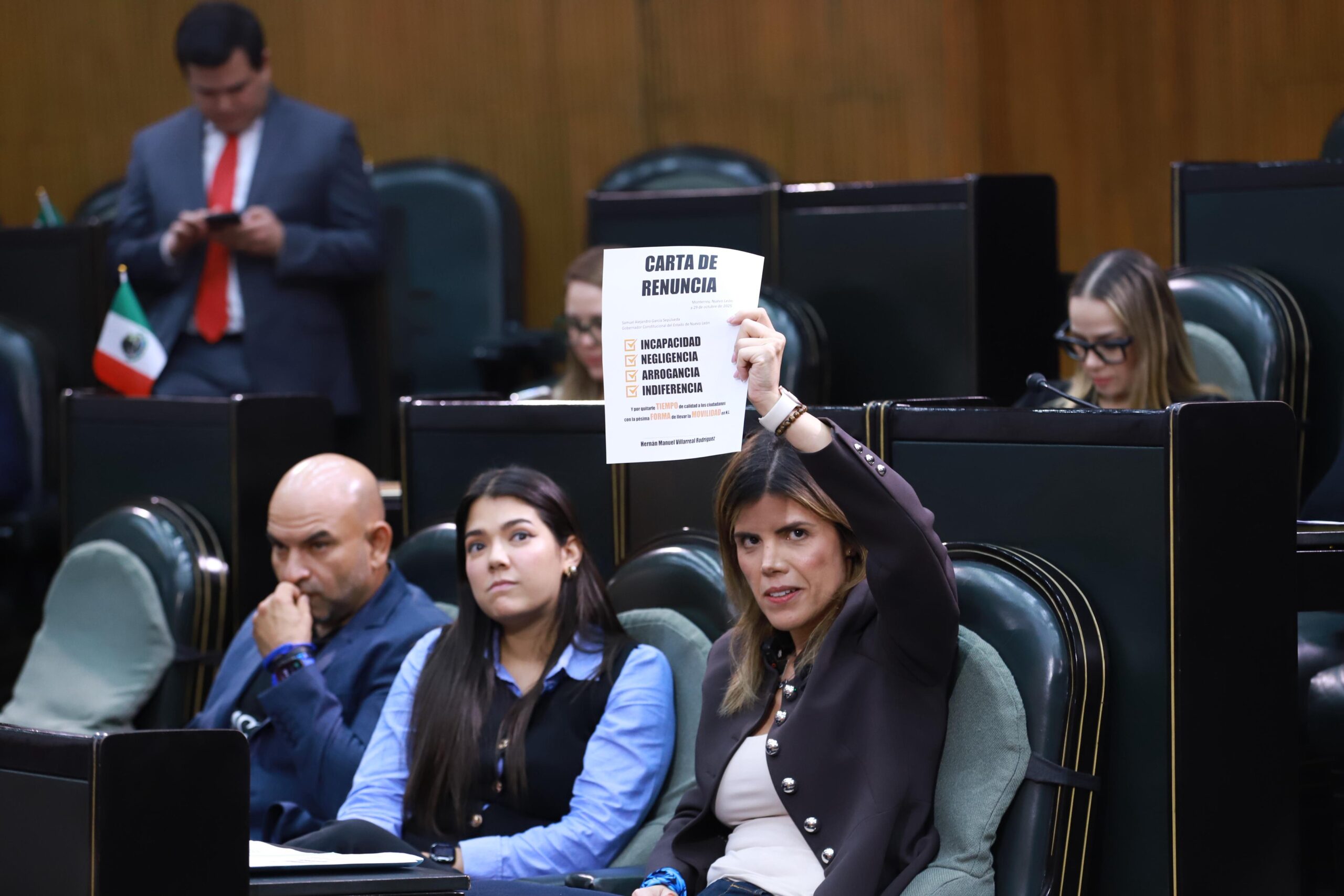 Exigen Diputados del PAN renuncia de Hernán Villarreal