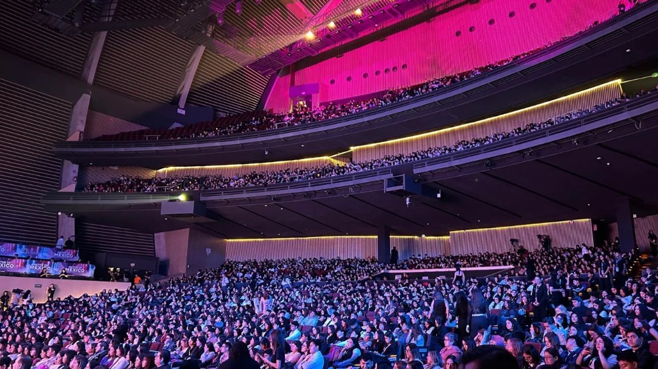 UANL impulsa liderazgo juvenil con el congreso “Jóvenes: Motor de México 2025”