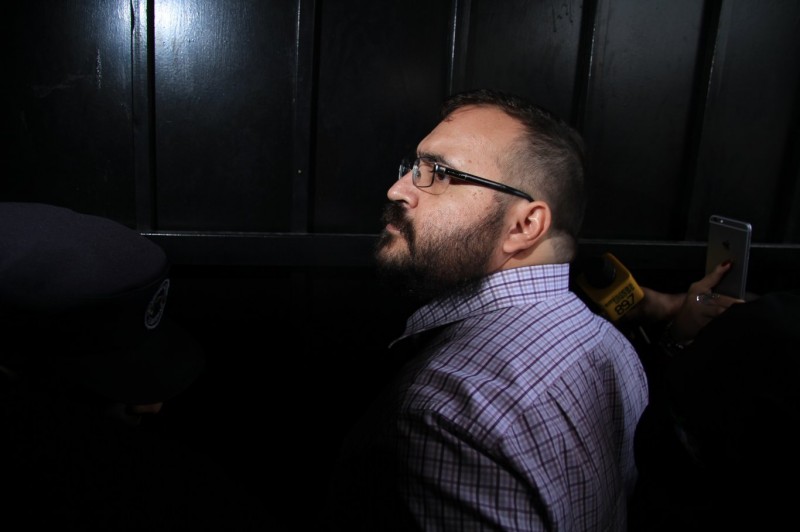 Jueza niega salida anticipada de prisión de Javier Duarte, quien permanecerá detenido hasta 2026