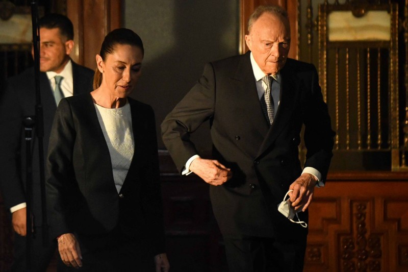 Claudia no descarta la salida de Gertz: “Recibí un documento del Senado, lo estoy analizando”