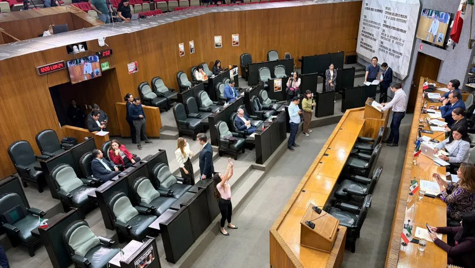 Congreso de NL envía Paquete Fiscal 2026 a Comisión de Presupuesto